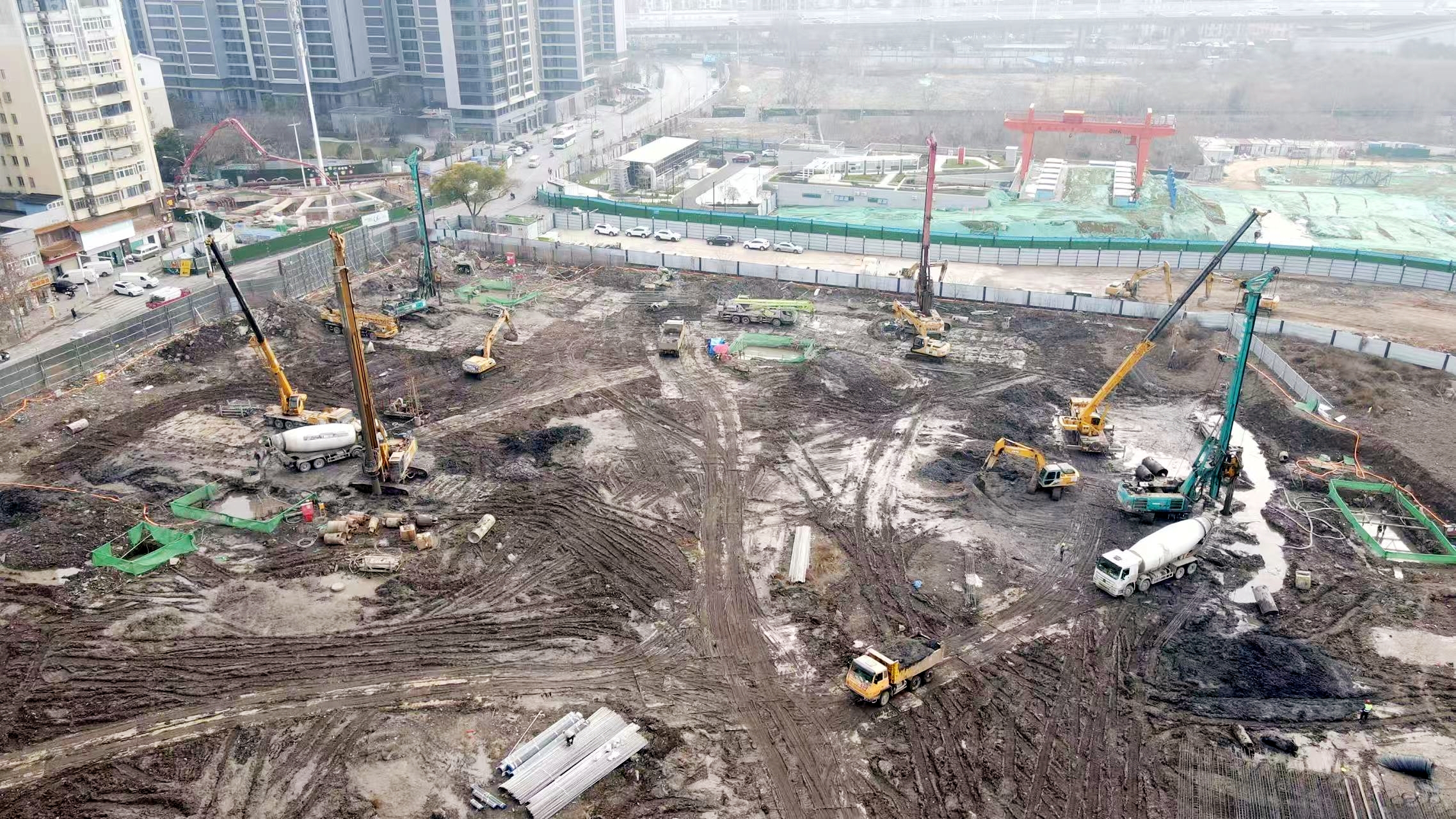 武昌湾施工现场.jpg 武昌湾施工现场.jpg